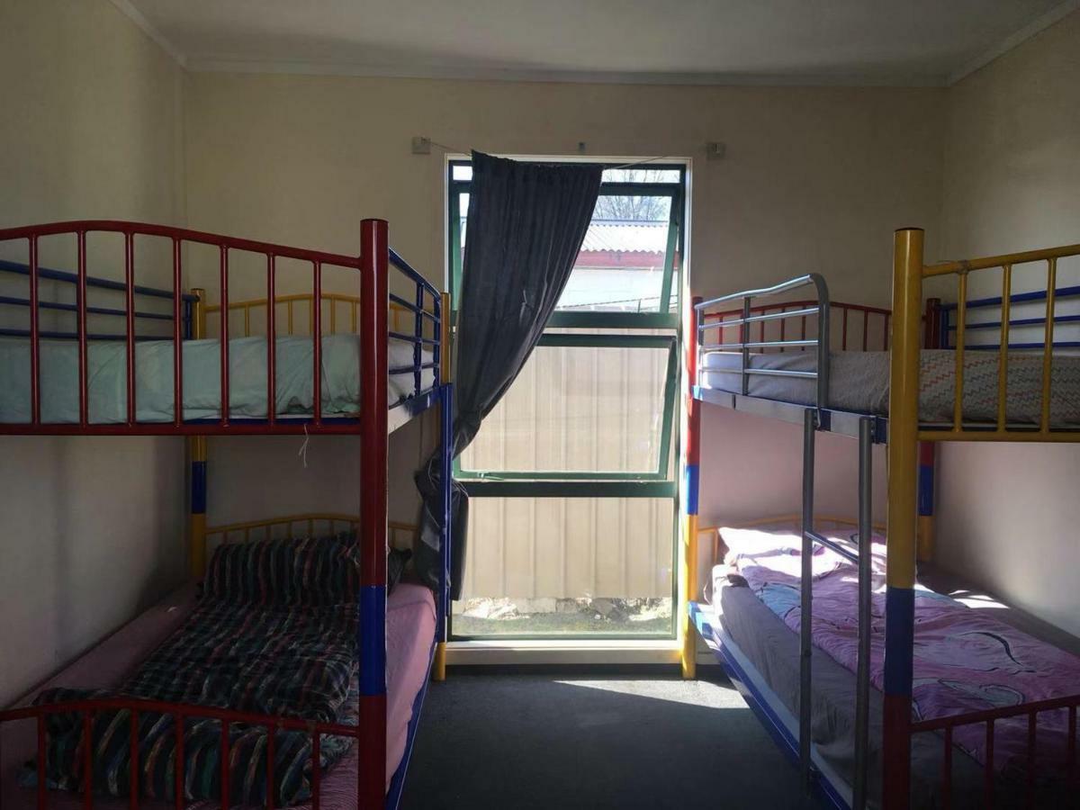 Albergue Peace Haven Backpackers Blenheim Exterior foto